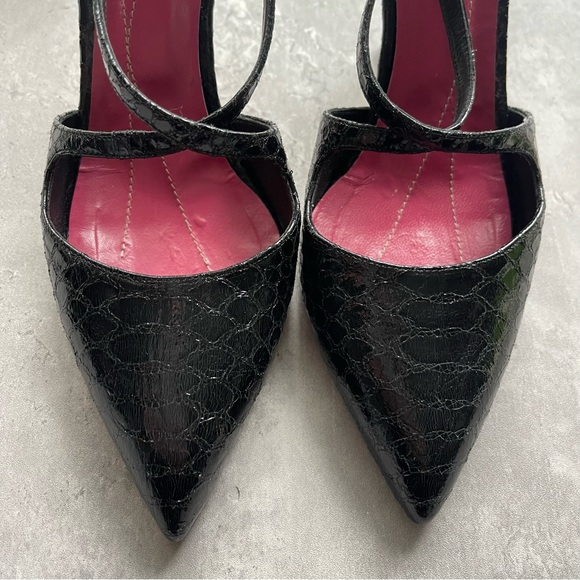 Elegant Black Stiletto Heels - Picture 4 of 13